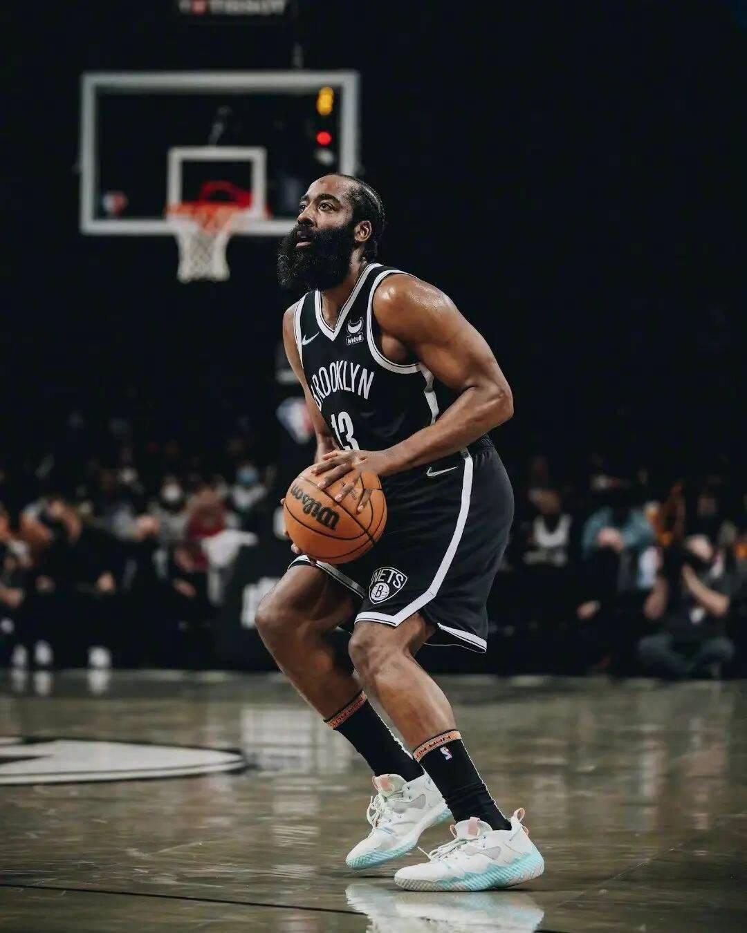 开云登录入口-关于穆古鲁扎焦点对战，哈登与90激战篮网分钟，险胜胜负难料！上演精彩一战的信息-开云登录入口